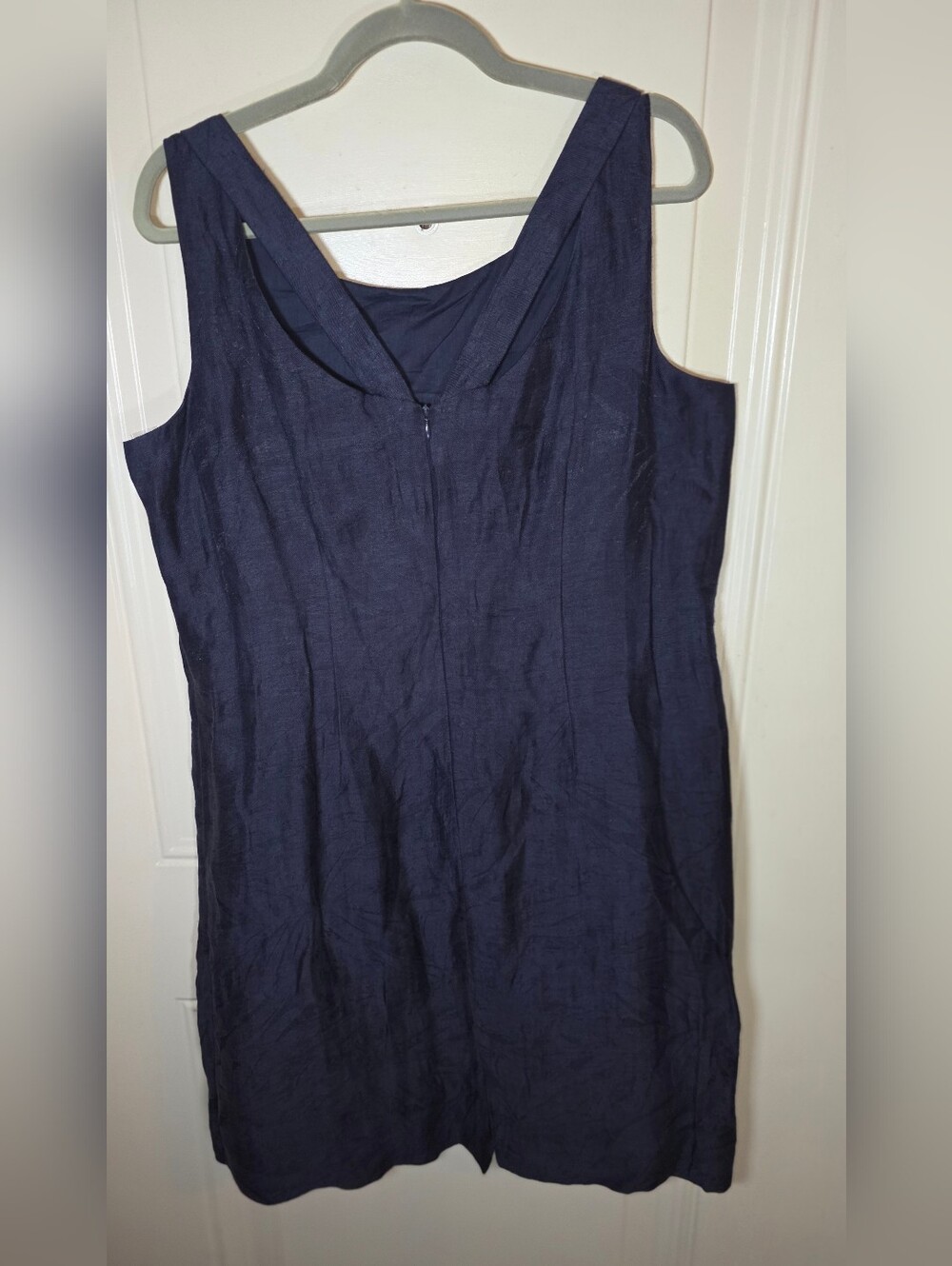 Sleeveless Navy Shift Dress with Side Pockets - Picture 5 of 15